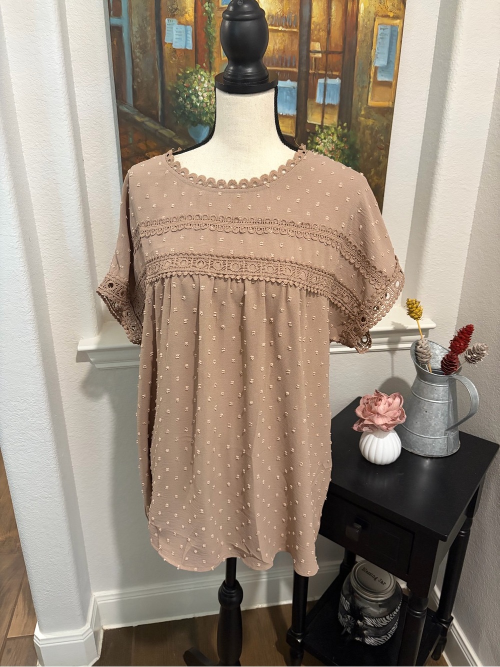 Women’s Taupe Crochet-Trim Short Sleeve Tunic